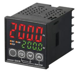  Controlador de temperatura OMRON E5CB-Q1TC